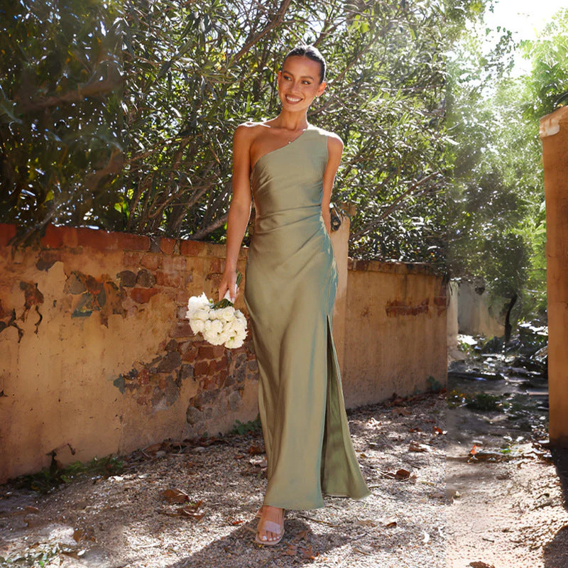 Mélinda | Asymmetrische Lange Jurk – Elegantie en Moderniteit