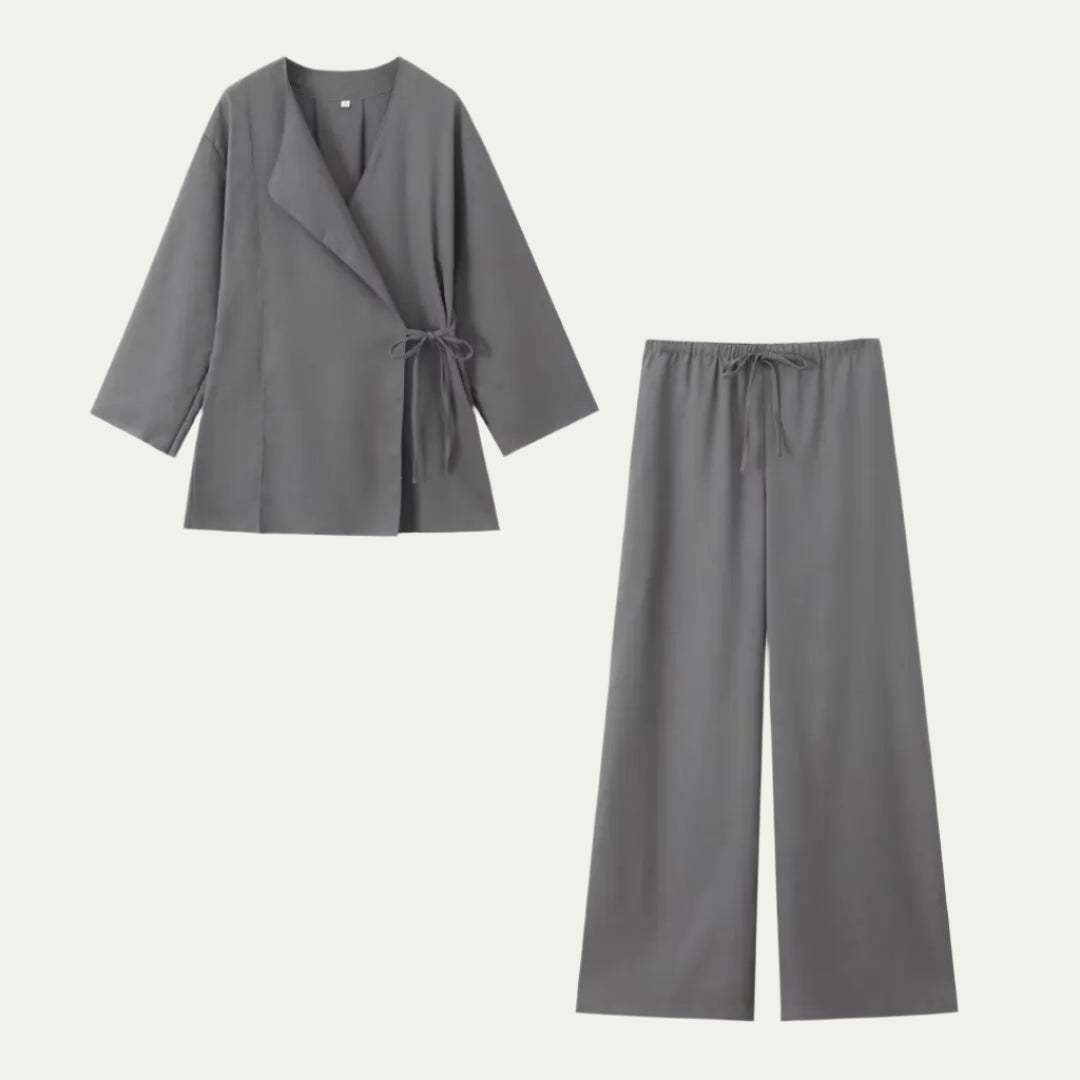 ローラ | フルイドセット – カジュアルなエレガンスと流れるシルエット
