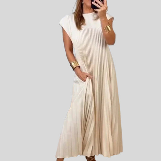 Léna | Elegant Laskeutuva Pleatattu Mekko 
