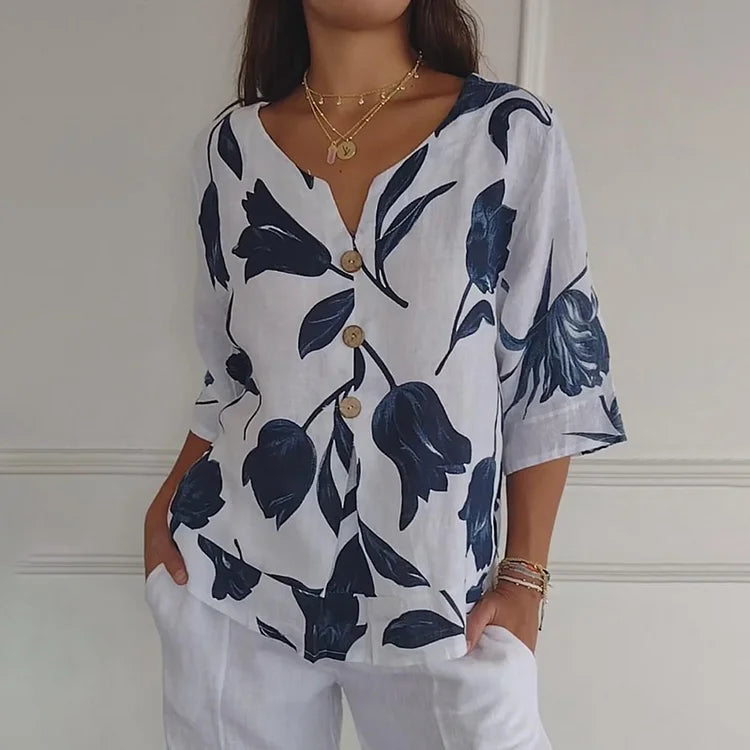 Jeanne | Elegant Floral Blouse – Central Buttoning and Short Sleeves 